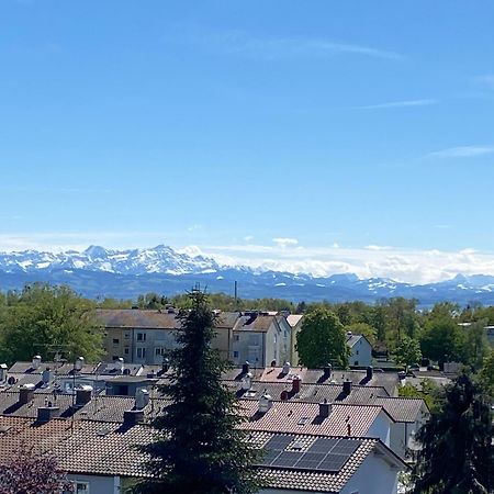 Penthouse Apartment Mit Alpenblick Friedrichshafen Luaran gambar