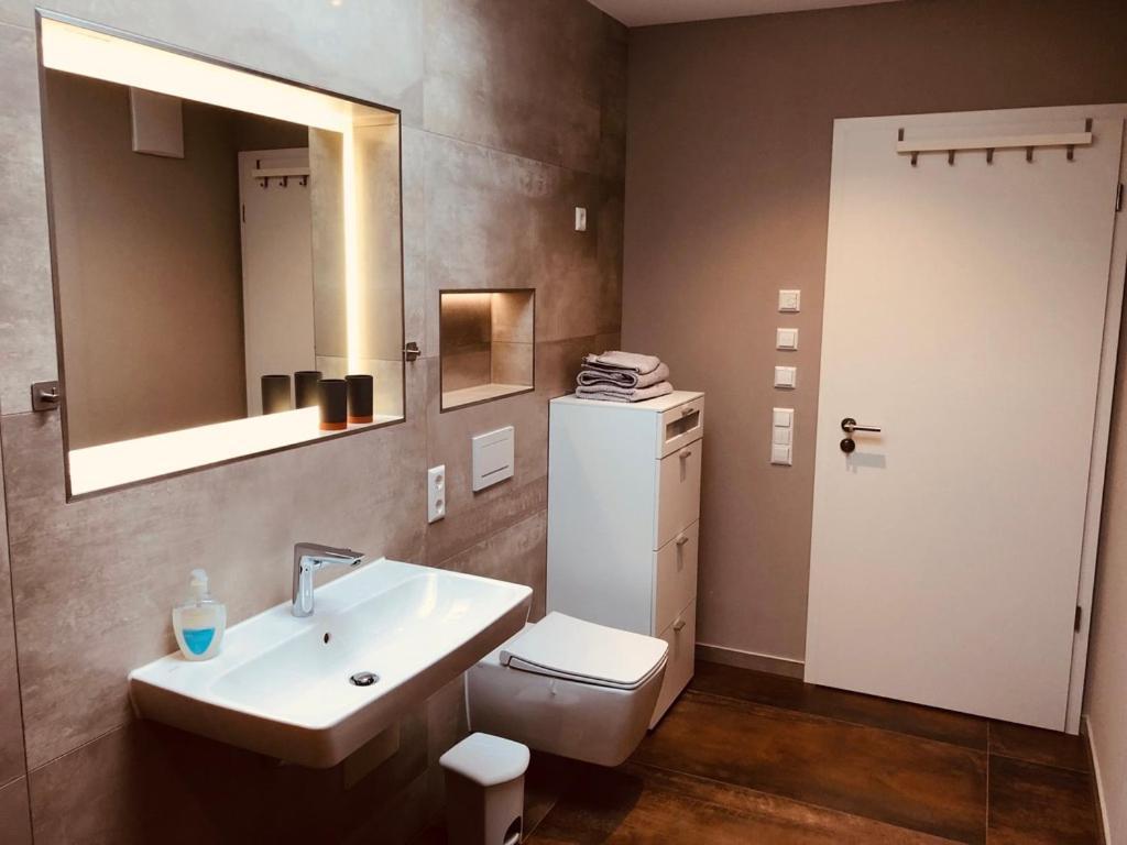 Penthouse Apartment Mit Alpenblick Friedrichshafen Luaran gambar