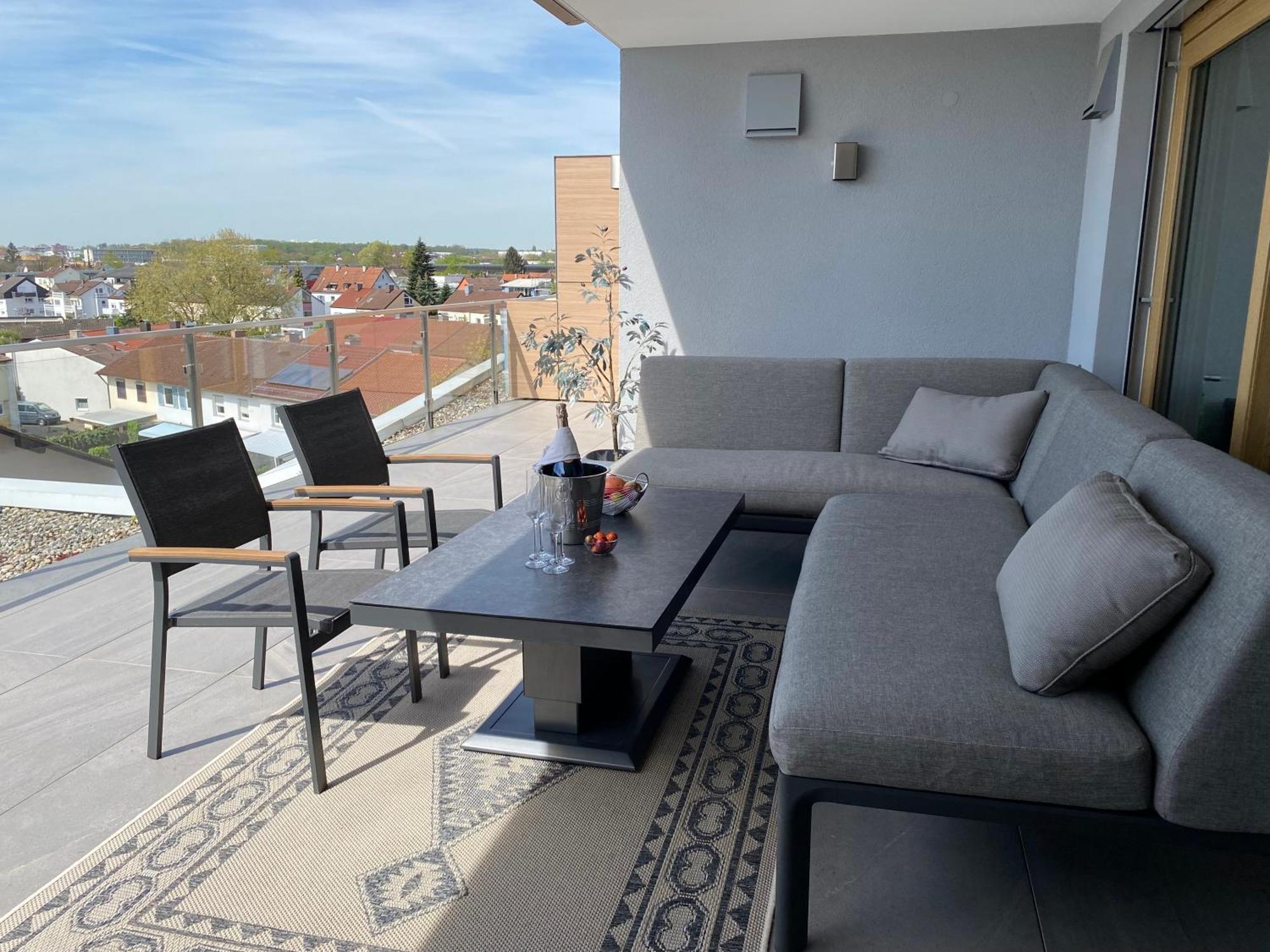 Penthouse Apartment Mit Alpenblick Friedrichshafen Luaran gambar