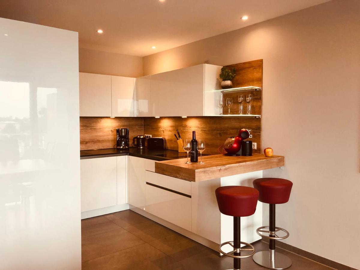 Penthouse Apartment Mit Alpenblick Friedrichshafen Luaran gambar
