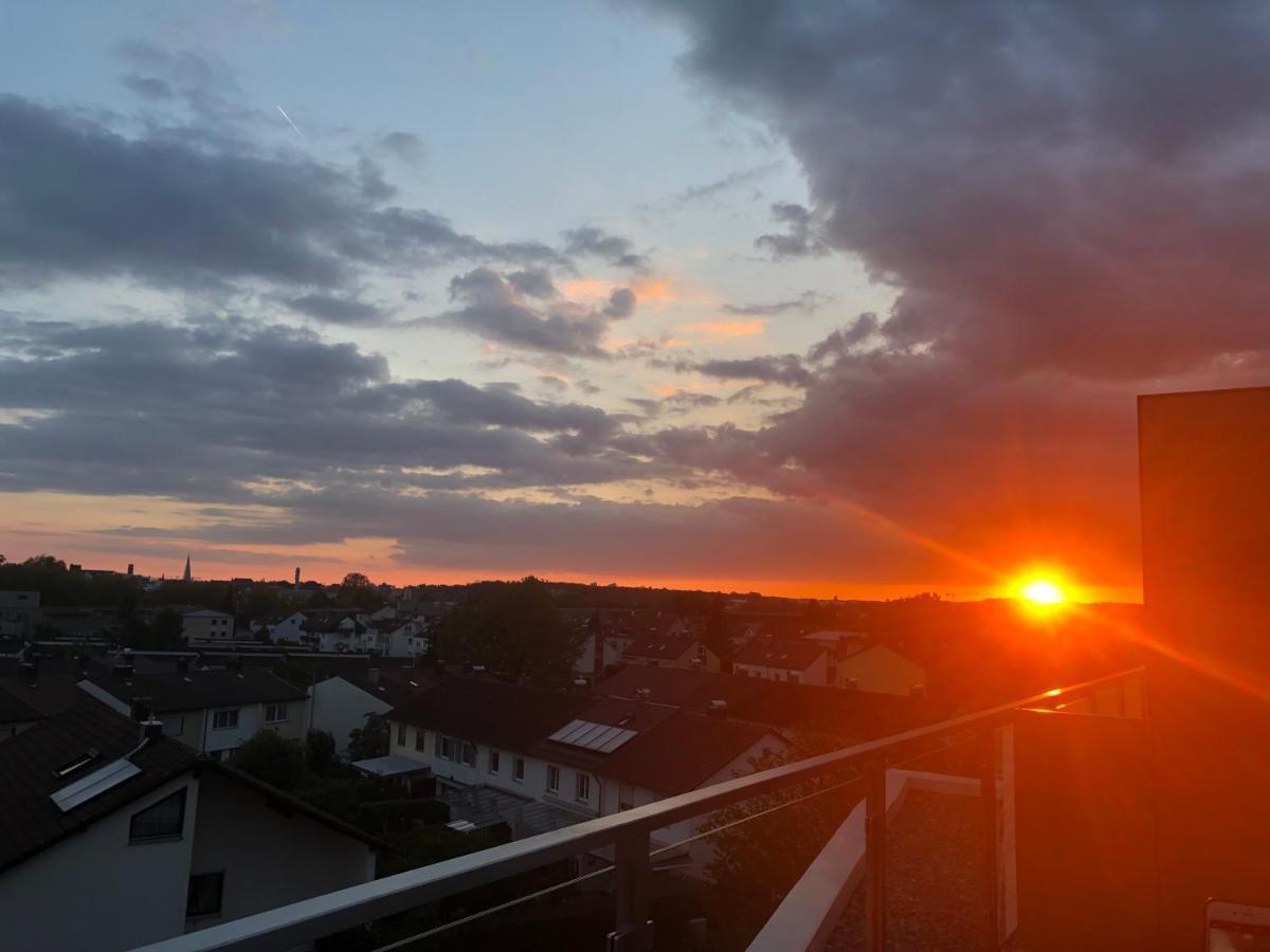 Penthouse Apartment Mit Alpenblick Friedrichshafen Luaran gambar