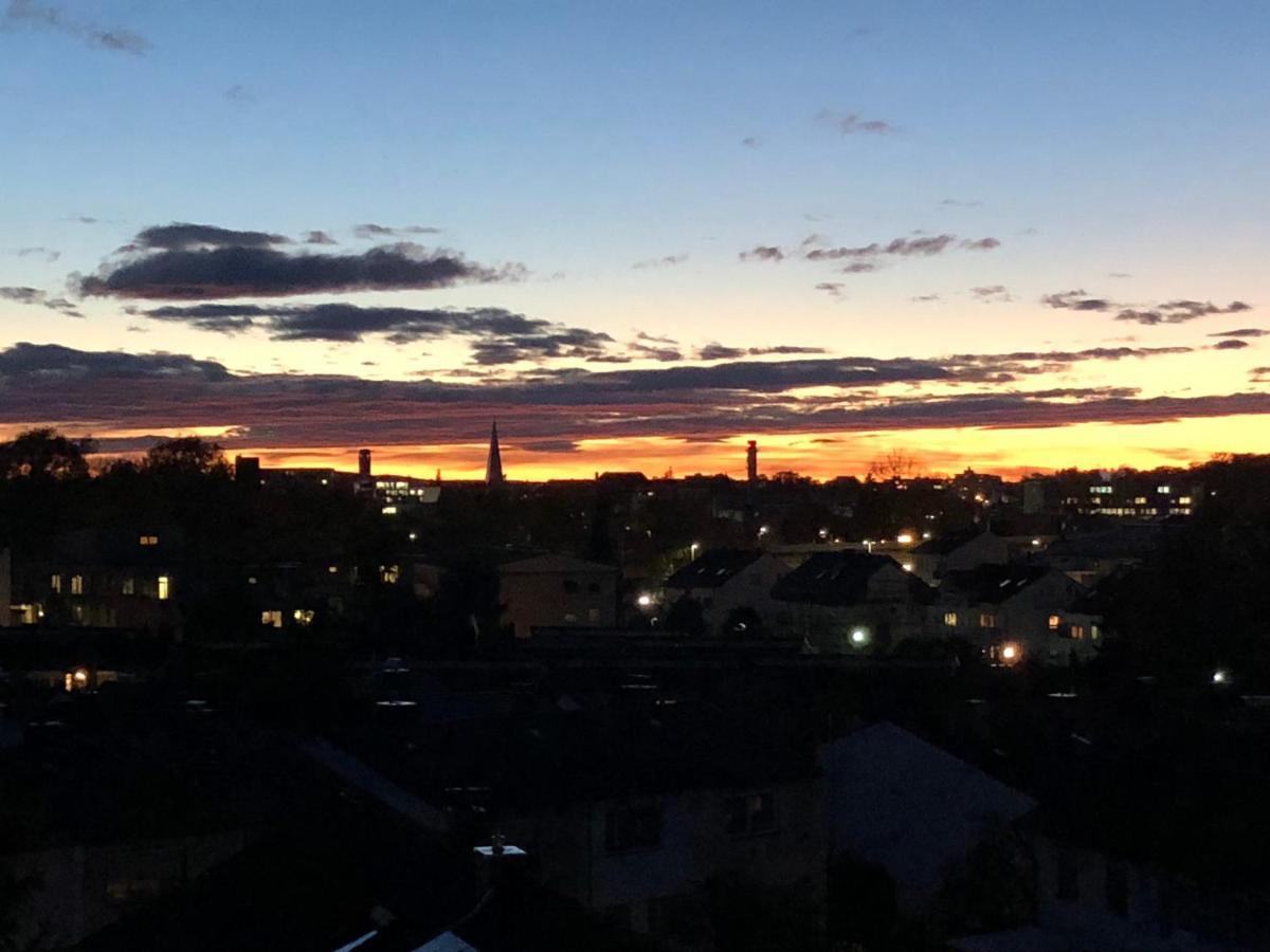 Penthouse Apartment Mit Alpenblick Friedrichshafen Luaran gambar