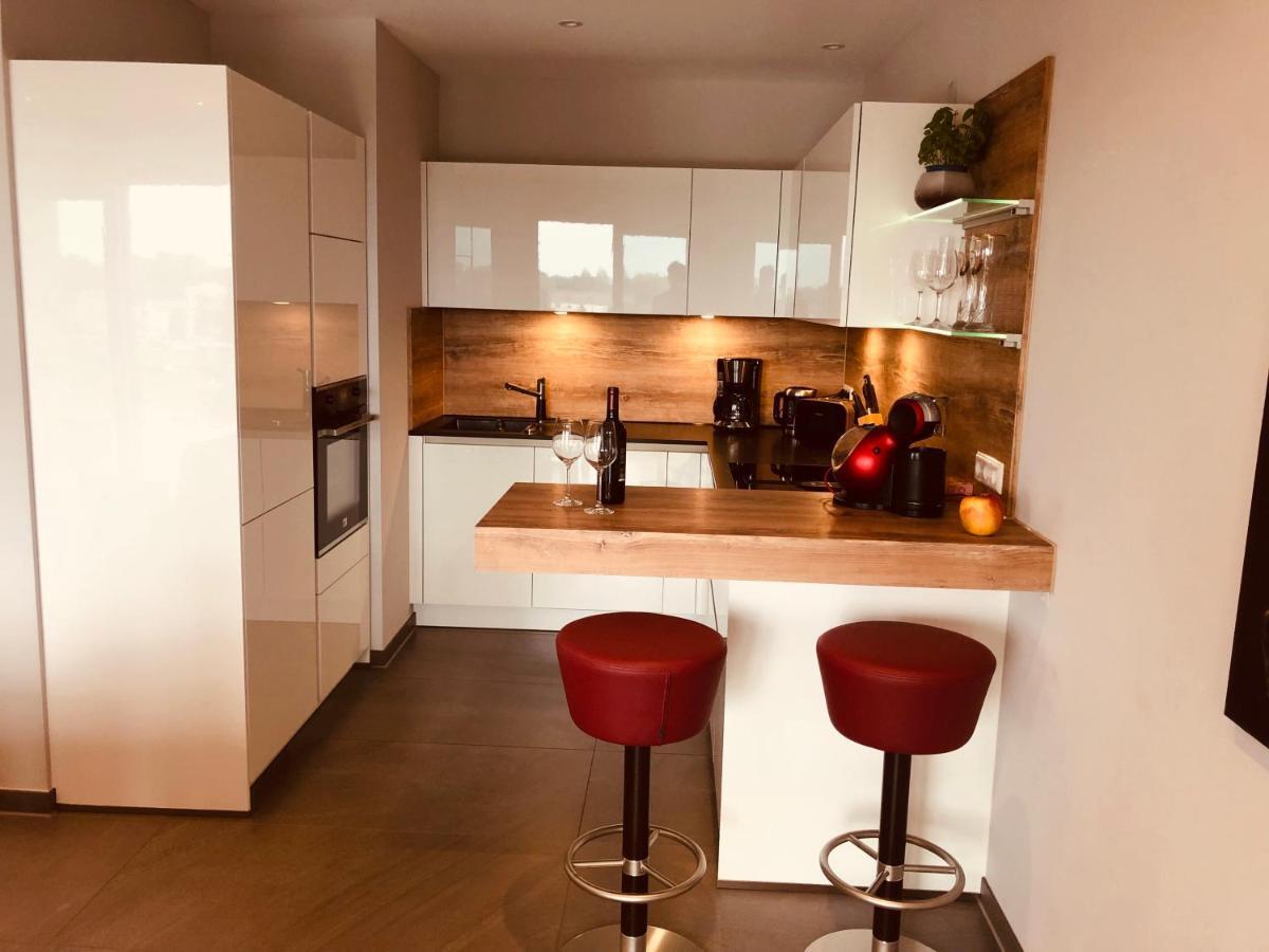 Penthouse Apartment Mit Alpenblick Friedrichshafen Luaran gambar